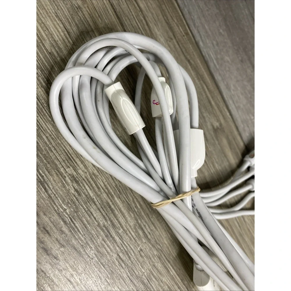 Rocketfish‎ RF-AP300 30 Pin To Composite And USB Cable